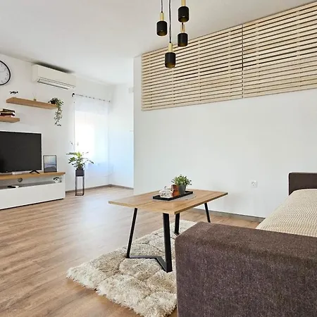 Apartman Orabella *